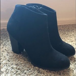 black heeled booties